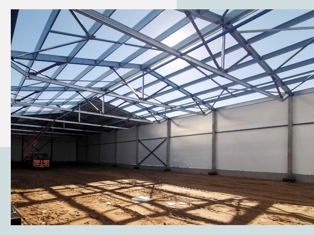 Строительство сенохранилищ в Курчатове