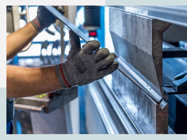 Гибка металла в Курчатове